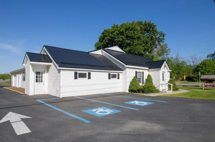 More Photos Of 5962 New York 812, Ogdensburg Medical For Sale