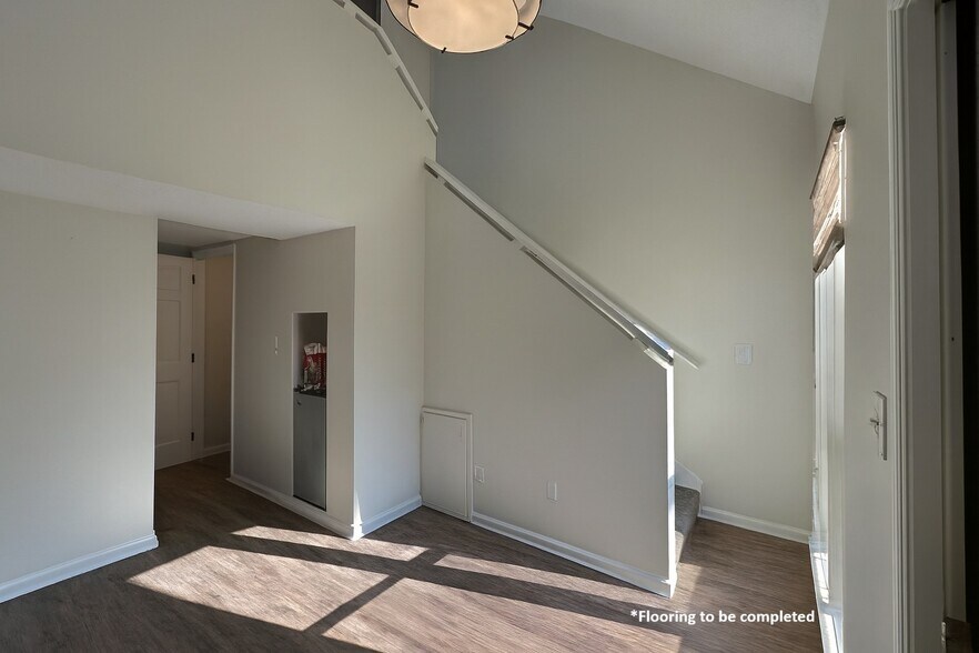 More Photos Of 151 Mary Esther Blvd, Mary Esther Office For Sale