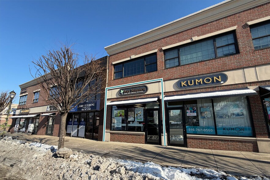 Primary Photo Of 927 Port Washington Blvd, Port Washington Storefront Retail Office For Lease