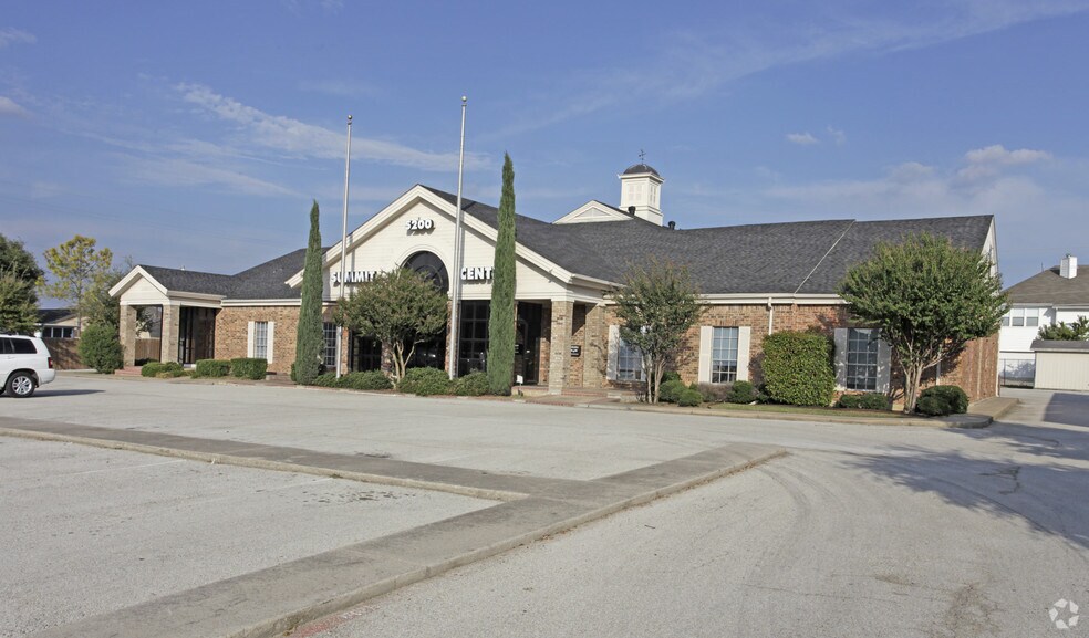 Primary Photo Of 5200 Paige Rd, The Colony Medical For Sale