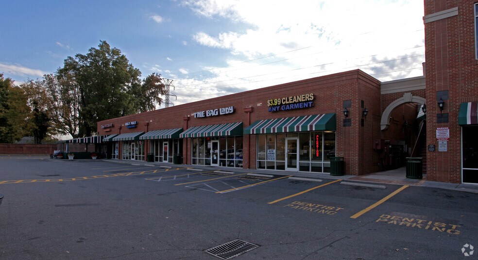 More Photos Of 1710 Kenilworth Ave, Charlotte Storefront For Lease