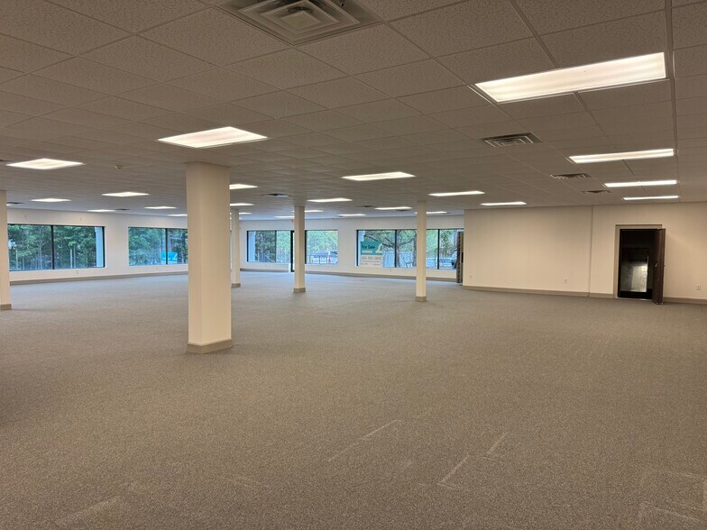 More Photos Of 2707 Buford Hwy, Atlanta Office For Lease