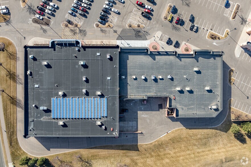 More Photos Of 1505-1555 Queens Dr, Woodbury General Retail For Lease