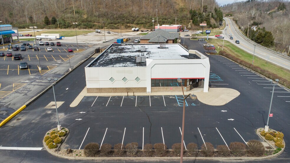 More Photos Of 60 Business US 23 N, Louisa Freestanding For Lease