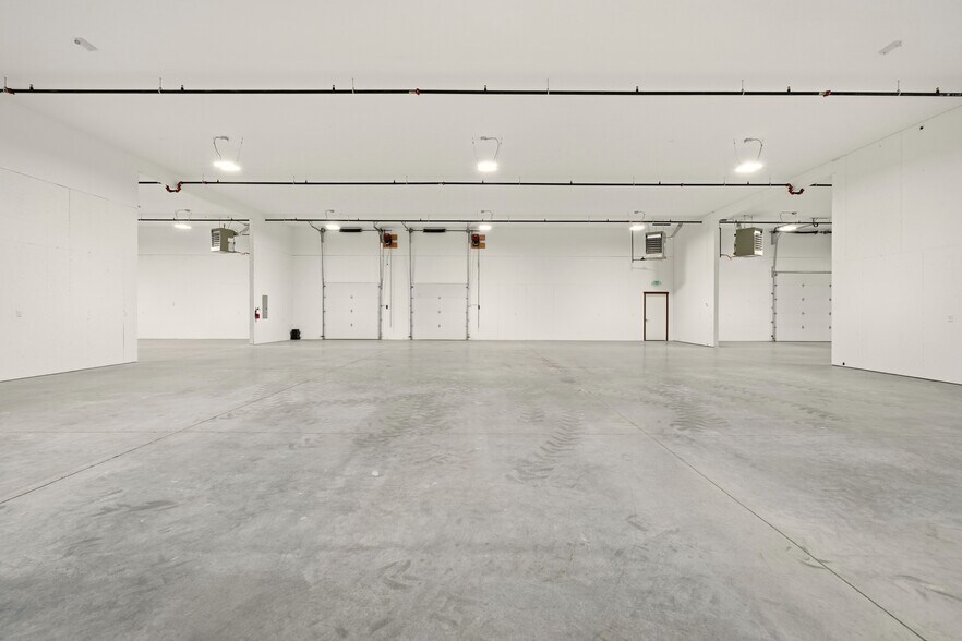 More Photos Of 1408 N Jackrabbit Ln, Belgrade Office For Sale