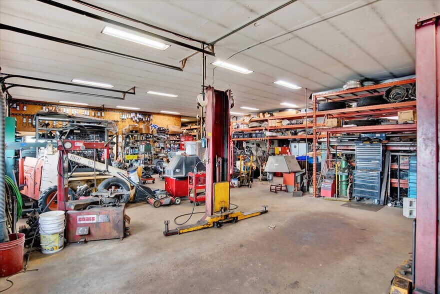 More Photos Of 140 Hershey Rd, Hershey Specialty For Sale