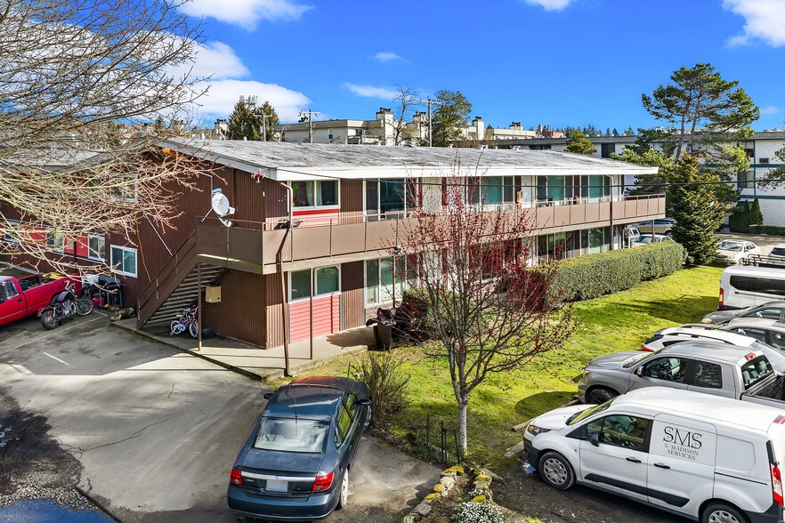 More Photos Of 12315 28th Ave NE, Seattle Apartments For Sale