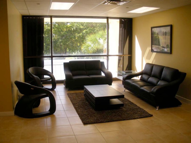 More Photos Of 3800 W Broward Blvd, Fort Lauderdale Office For Sale