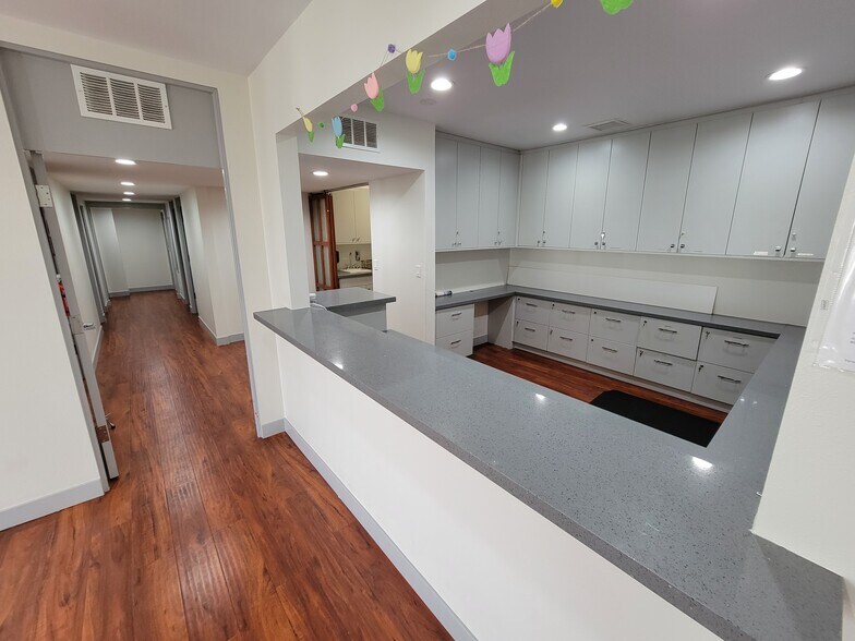 More Photos Of 3231 Waring Ct, Oceanside Medical For Sale