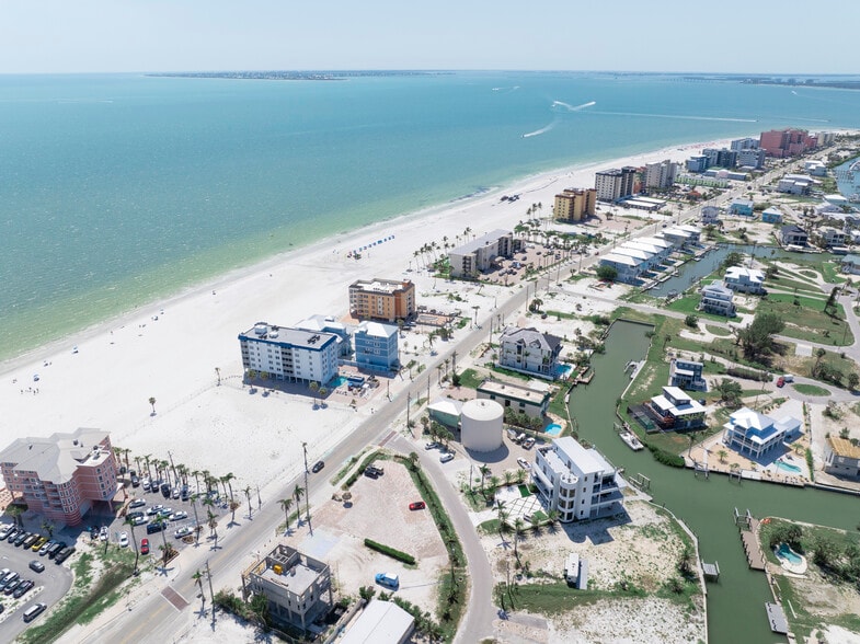 More Photos Of 800 Estero Blvd, Fort Myers Beach Land For Sale
