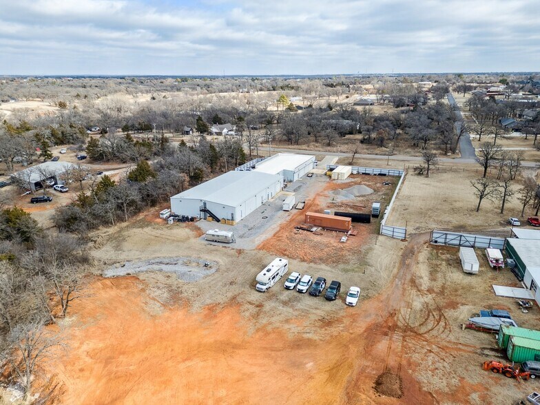 More Photos Of 12217 S Broadway, Edmond Warehouse For Sale