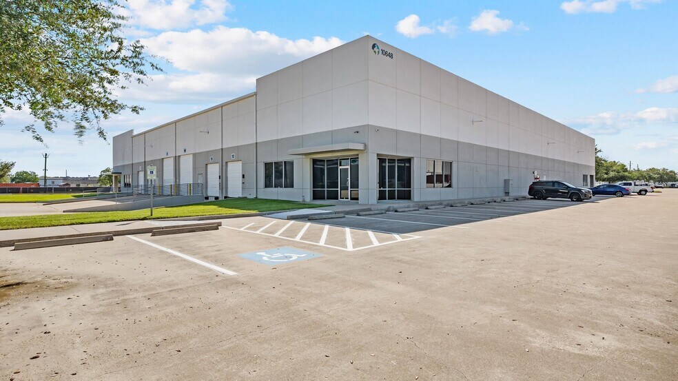 Primary Photo Of 10642 W Little York Rd, Houston Unknown For Lease