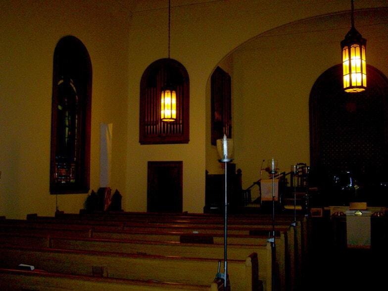 More Photos Of 27 Church St, Pulaski Religious Facility For Sale