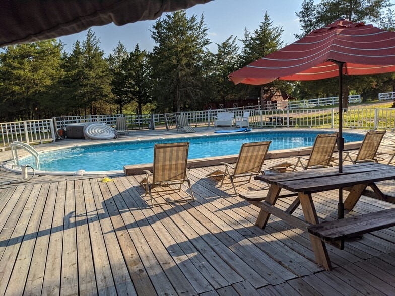 Primary Photo Of 1948 County Rd, Goodrich Specialty For Sale