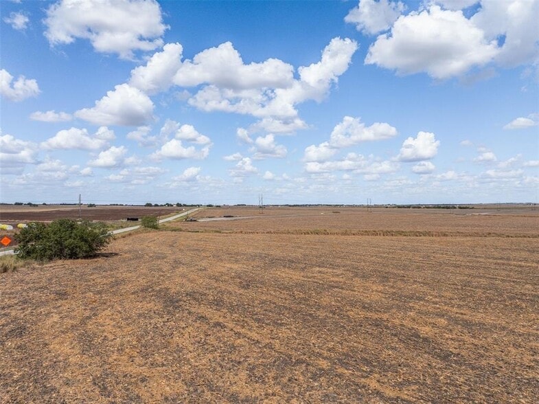 More Photos Of 000 Wells Lane, Manor Land For Sale