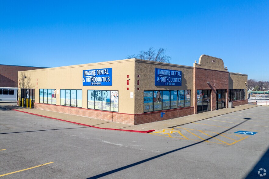 More Photos Of 4600 S Noland Rd, Independence Freestanding For Sale