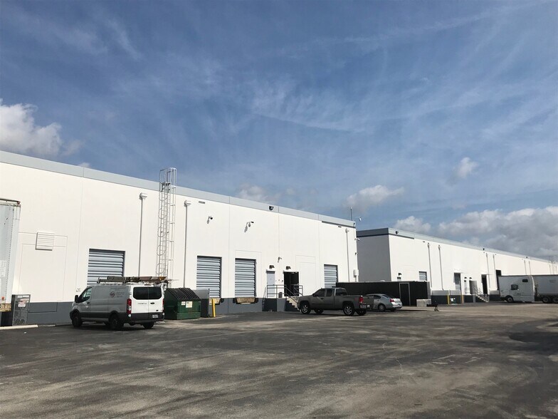 More Photos Of 3106-3184 N Andrews Avenue Ext, Pompano Beach Unknown For Lease