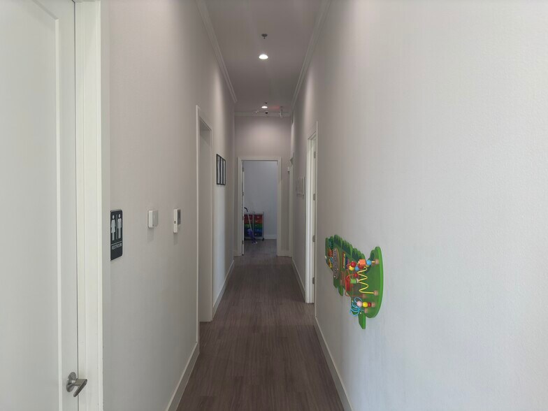 More Photos Of 1400 N Coit Rd, McKinney Medical For Sale