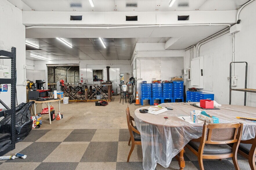 More Photos Of 10058 E Wilson Rd, Independence Manufacturing For Sale