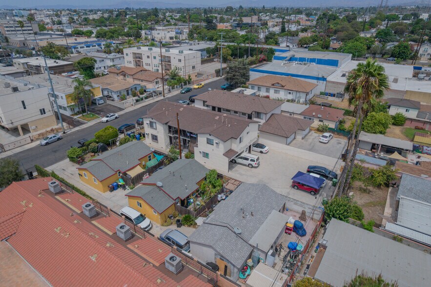 More Photos Of 5328 Auckland Ave, North Hollywood Apartments For Sale