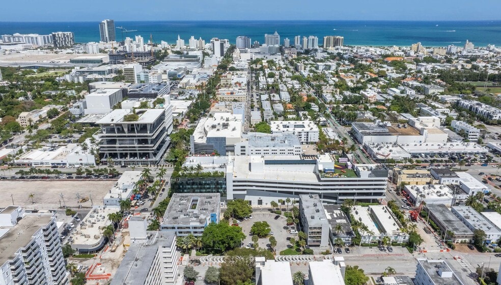 More Photos Of 1100-1120 Lincoln Rd, Miami Beach General Retail For Lease