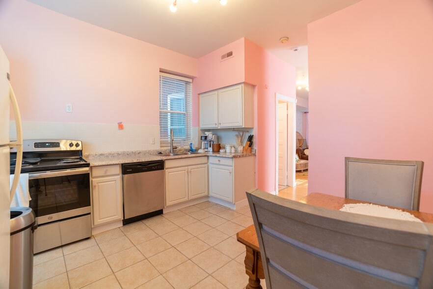 More Photos Of 1701-1709 S 9th St, Saint Louis Apartments For Sale