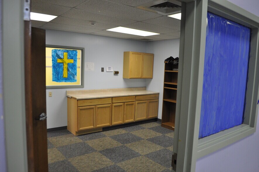 More Photos Of 2075 W Norwegian St, Pottsville Specialty For Sale