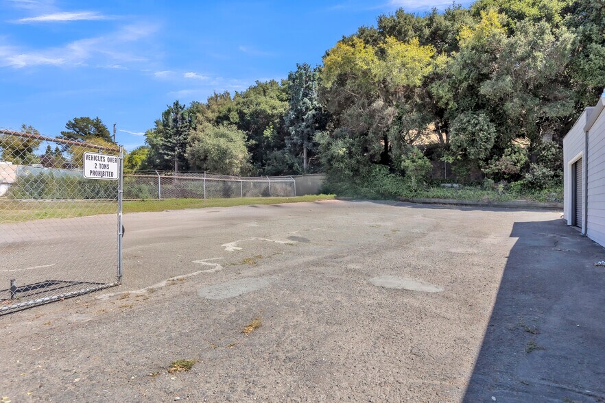 More Photos Of 4040 San Pablo Dam Rd, El Sobrante Freestanding For Lease
