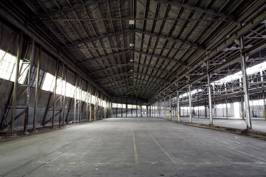 Primary Photo Of 205 S Mission Rd, Los Angeles Warehouse For Lease