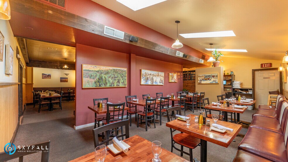 More Photos Of 351 Silver St, Elko Restaurant For Sale