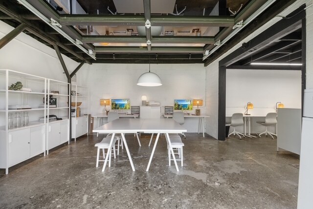 More Photos Of 1630 Aviation Blvd, Redondo Beach Loft Creative Space For Sale