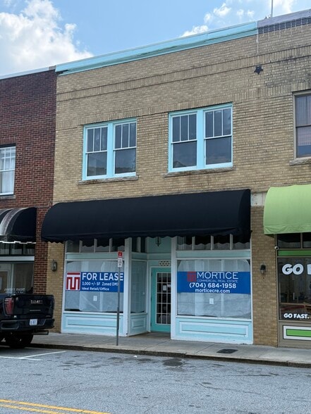 More Photos Of 113 W Fisher St, Salisbury Storefront Retail Office For Lease