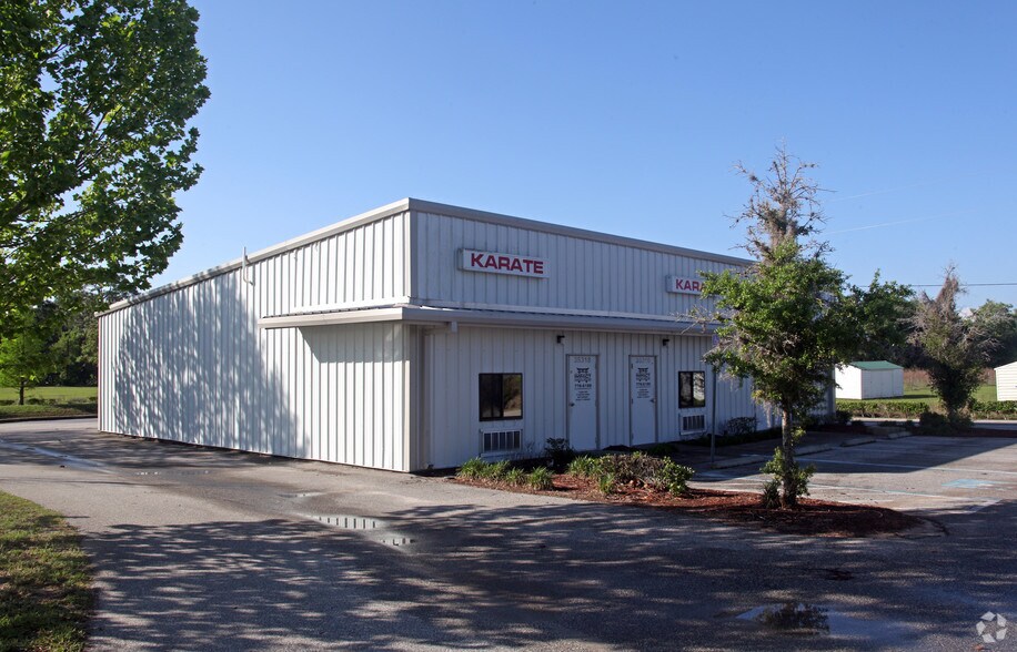 More Photos Of 35320-35328 SR 54, Zephyrhills Unknown For Lease