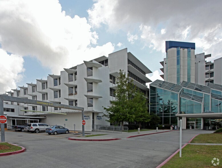 More Photos Of 1101 Medical Center Blvd, Marrero Hospital For Lease