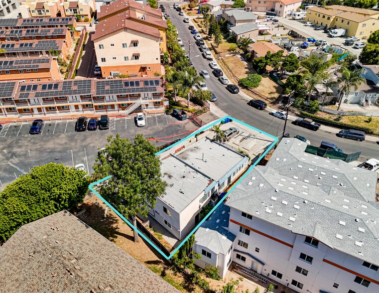 More Photos Of 2240 W Dunlop St, San Diego Apartments For Sale
