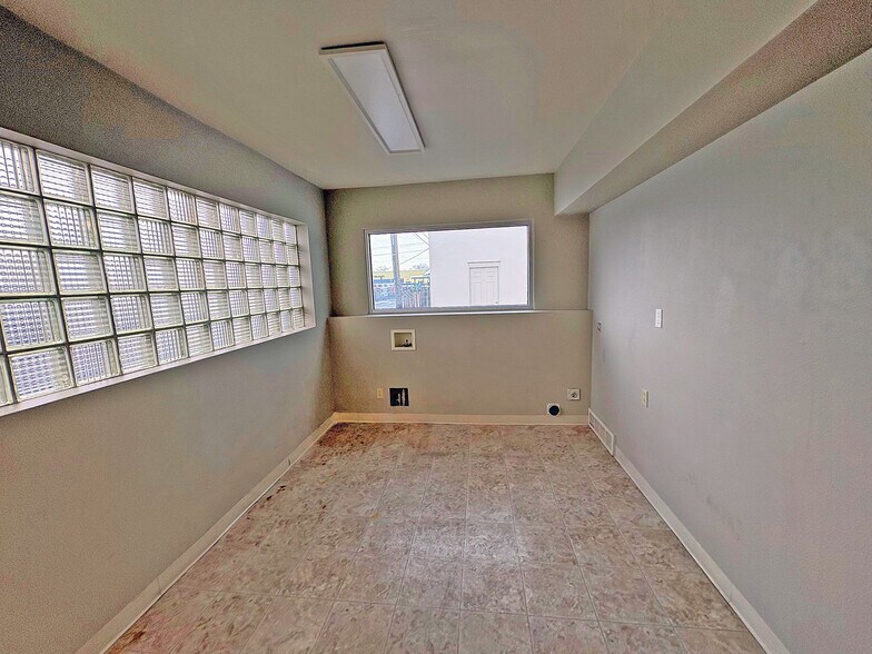 More Photos Of 111 N 23rd St, Boise Office For Lease