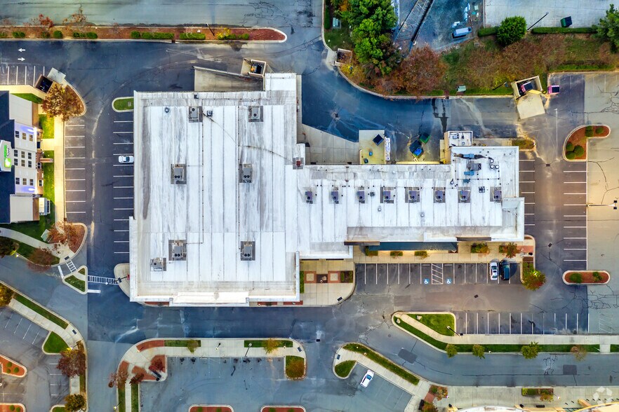 More Photos Of 7010-7014 Smith Corners Blvd, Charlotte General Retail For Lease