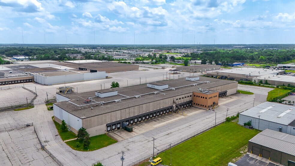 More Photos Of 4815 Executive Blvd, Fort Wayne Unknown For Lease