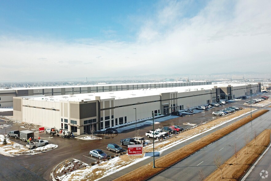 More Photos Of 9420 E 40th Ave, Denver Warehouse For Lease