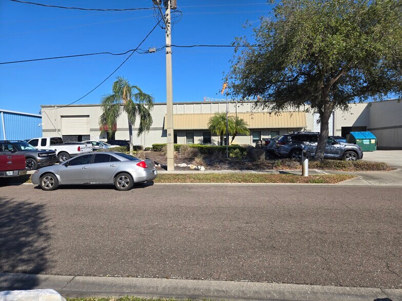 Primary Photo Of 340 Scarlet Blvd, Oldsmar Manufacturing For Sale