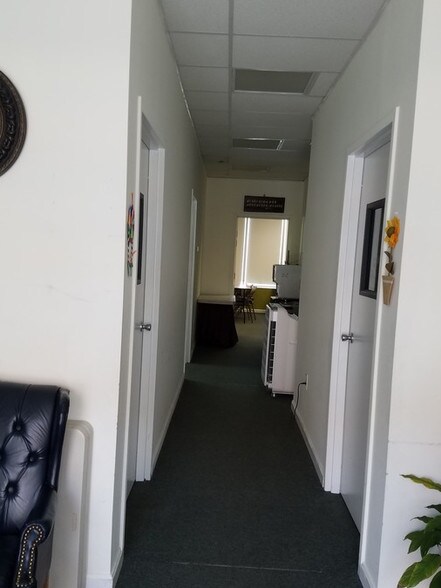 More Photos Of 14641 Lee Hwy, Centreville Office For Sale