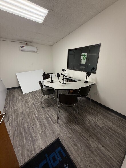 More Photos Of 8017 S Santa Fe Ave, Oklahoma City Religious Facility For Sale