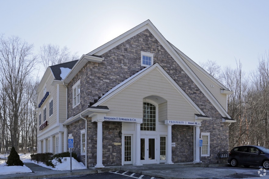 Primary Photo Of 1 Reserve Rd, Danbury Medical For Lease