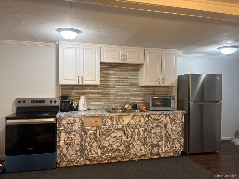 More Photos Of 287 Mrytle Ave, Albany Apartments For Sale