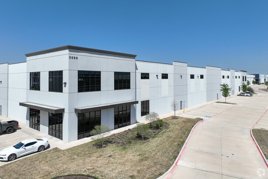 More Photos Of 3090 Challenger Dr, Midlothian Distribution For Lease