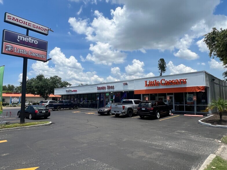 More Photos Of 4919 14th St, Bradenton General Retail For Sale