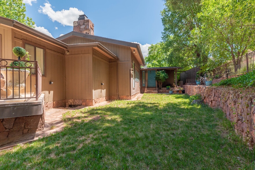 More Photos Of 4548 N State Route 89A, Sedona Hotel For Sale