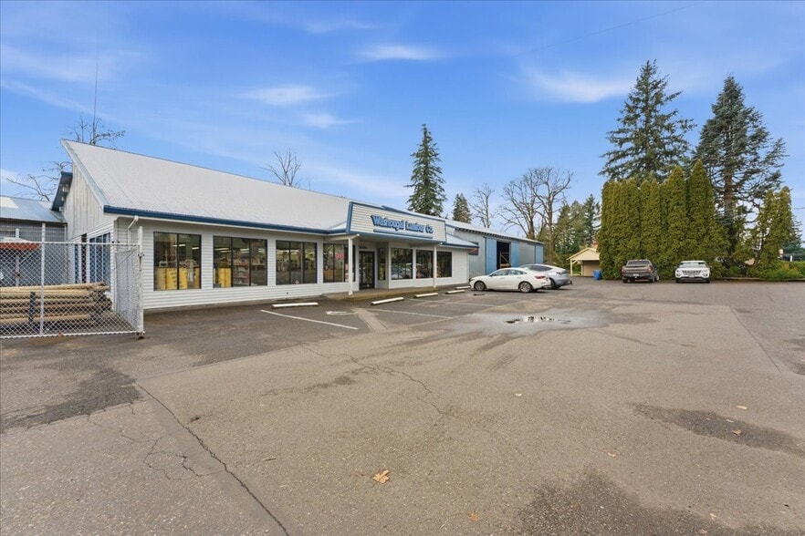 More Photos Of 2820 E St, Washougal Flex For Sale