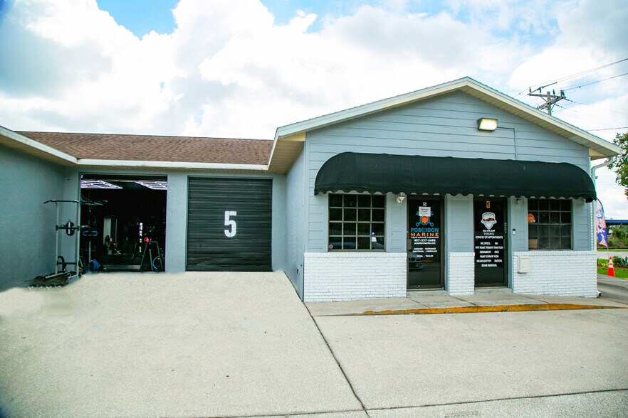 More Photos Of 750 Wylly Ave, Sanford Light Manufacturing For Sale