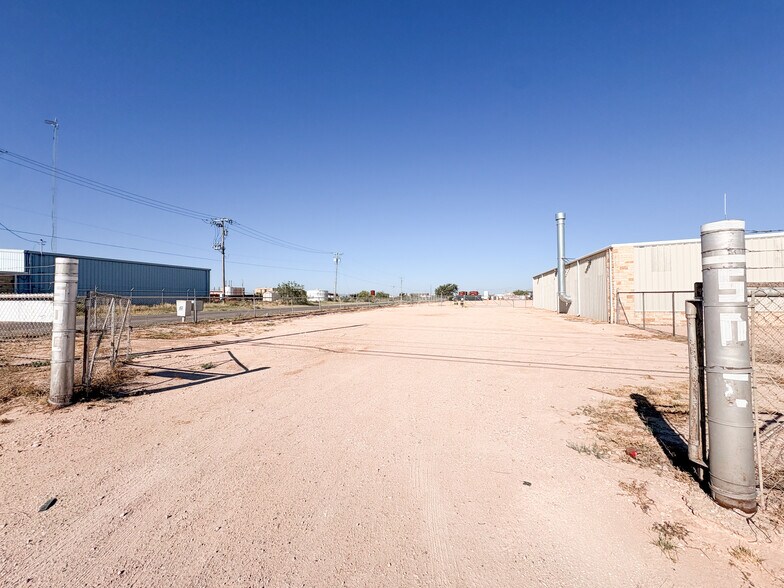 More Photos Of 2324 FM 715, Midland Industrial For Sale